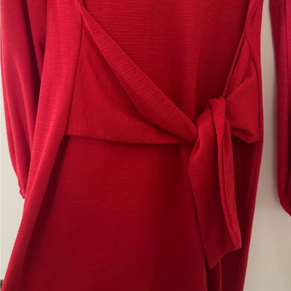 Red Vioimos Wrap mini dress - Picture 2 of 4